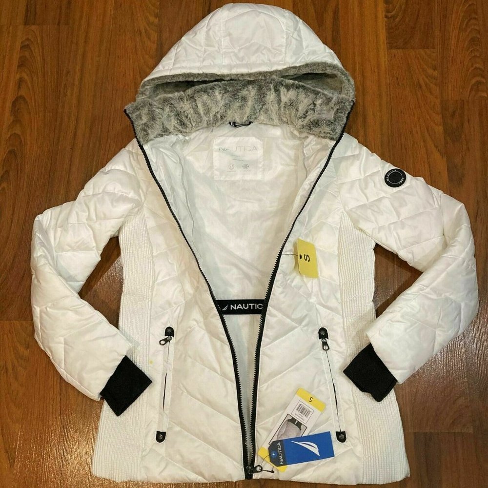 Nautica Women's Puffer Jacket - White - Picture 3 of 8